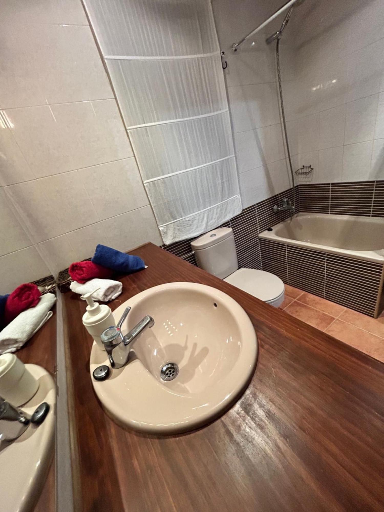 Apartaments Arenys De Boi Bohi Room photo